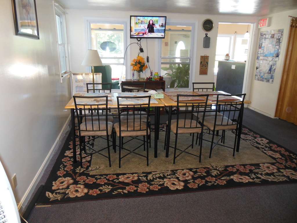 The Coast Westerly Interior foto